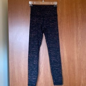 Lululemon Wunder Under Leggings, Size 4, High Rise